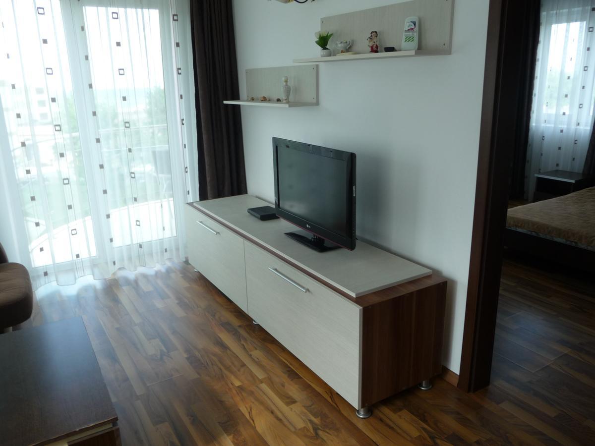 St.Vlas Apartments Mamaia Extérieur photo
